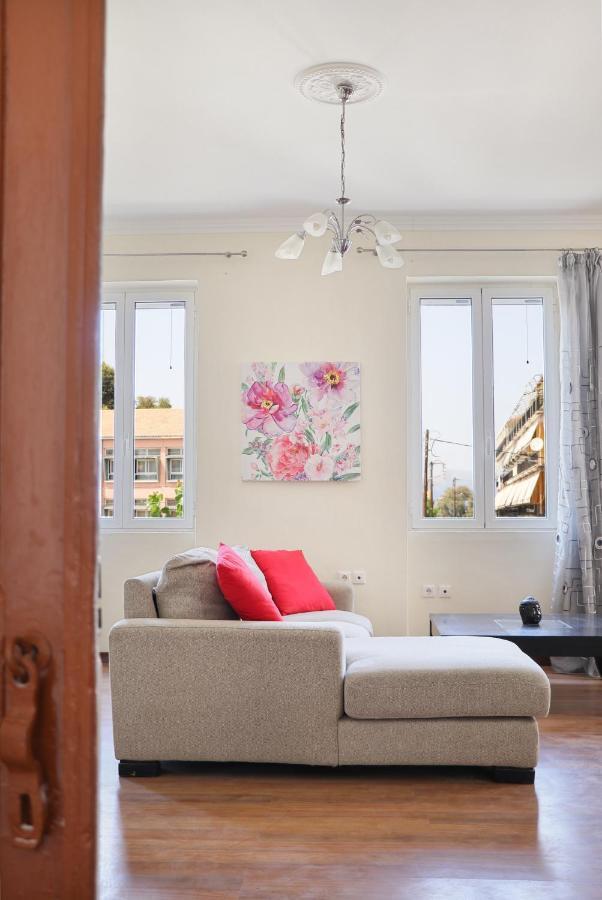 Down Town Apartment By Corfuescapes Corfu  Buitenkant foto