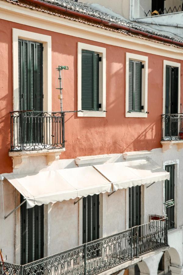 Down Town Apartment By Corfuescapes Corfu  Buitenkant foto